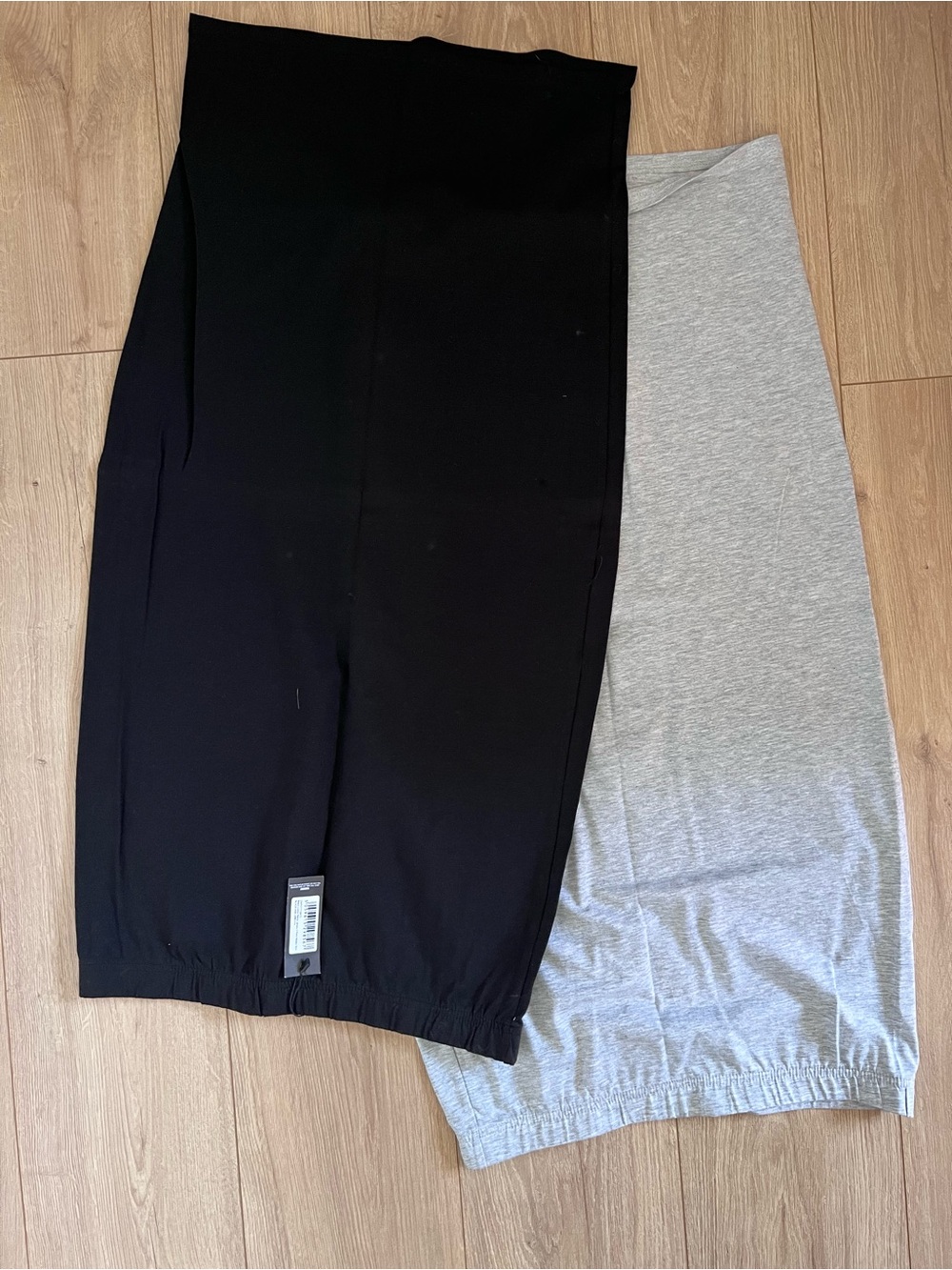 PrettyLittleThing Black Midi Skirt